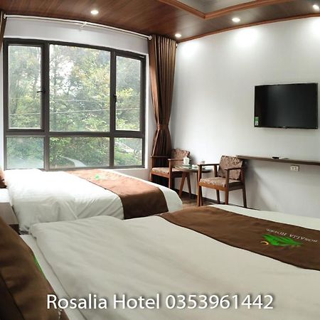 Hotel Khach San Rosalia Tam Ðảo Exterior foto