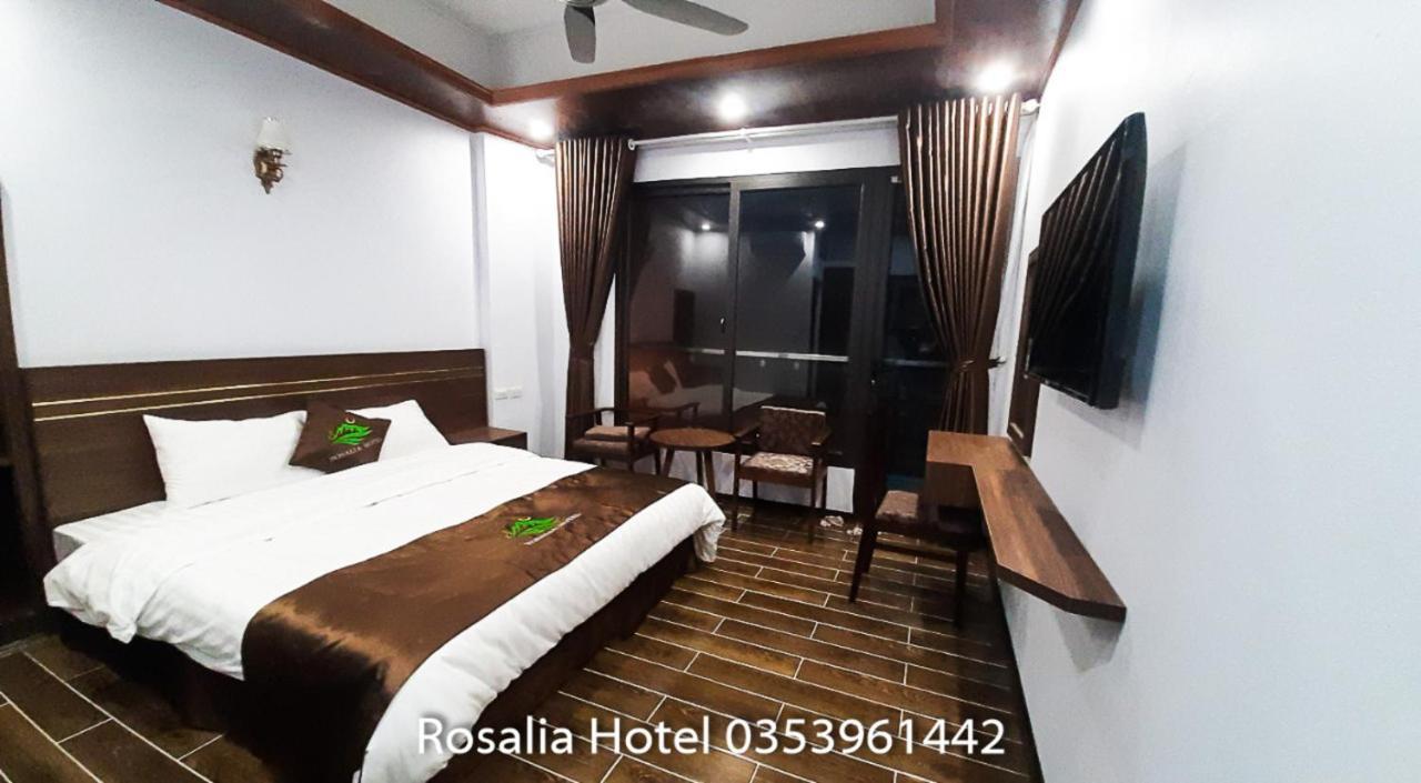 Hotel Khach San Rosalia Tam Ðảo Exterior foto